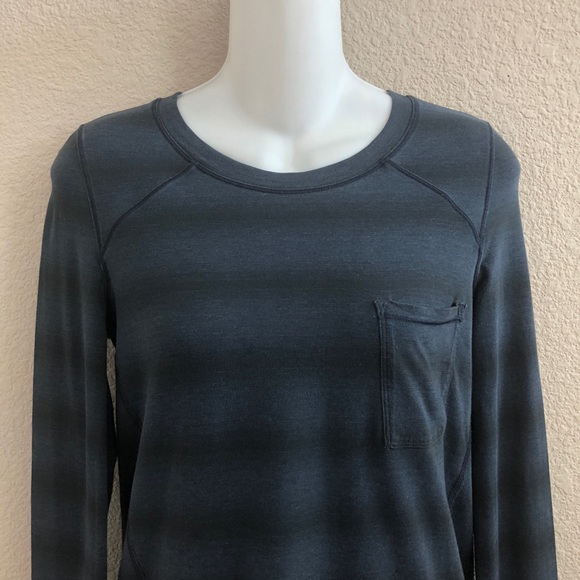 Lululemon Blue Striped Long Sleeve Shirt - Picture 5 of 8